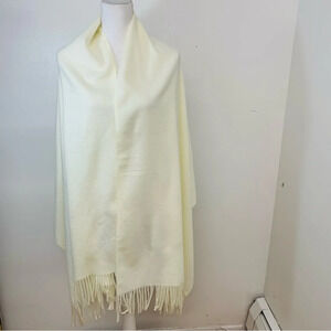 Pretty Persuasions Scarf Wrap Shaw  Cream Fringe Boho‎ Soft  Cozy  28"X 72"